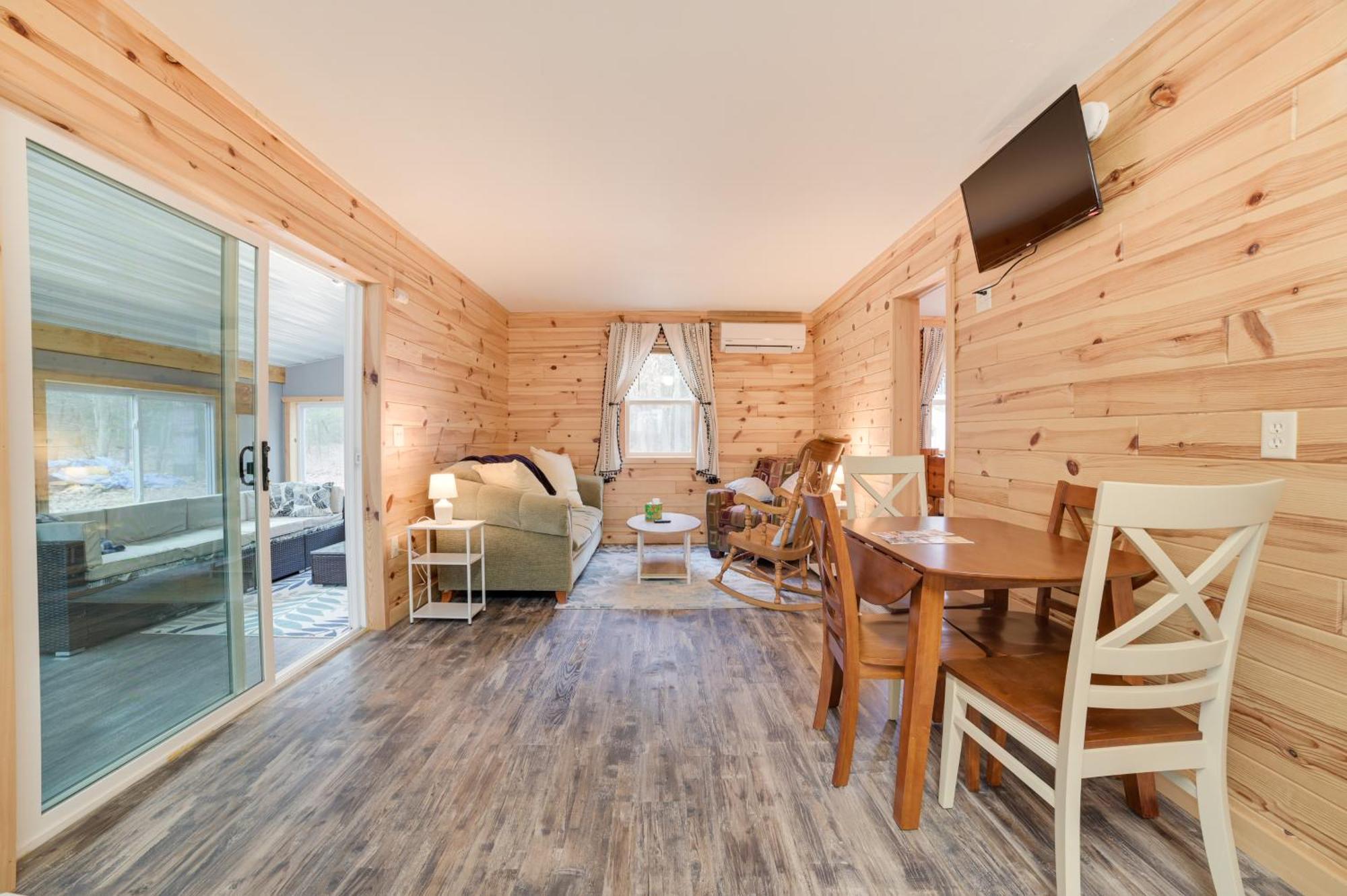 Scenic Evans Hideaway Steps To Lake Huron! Oscoda Exterior foto